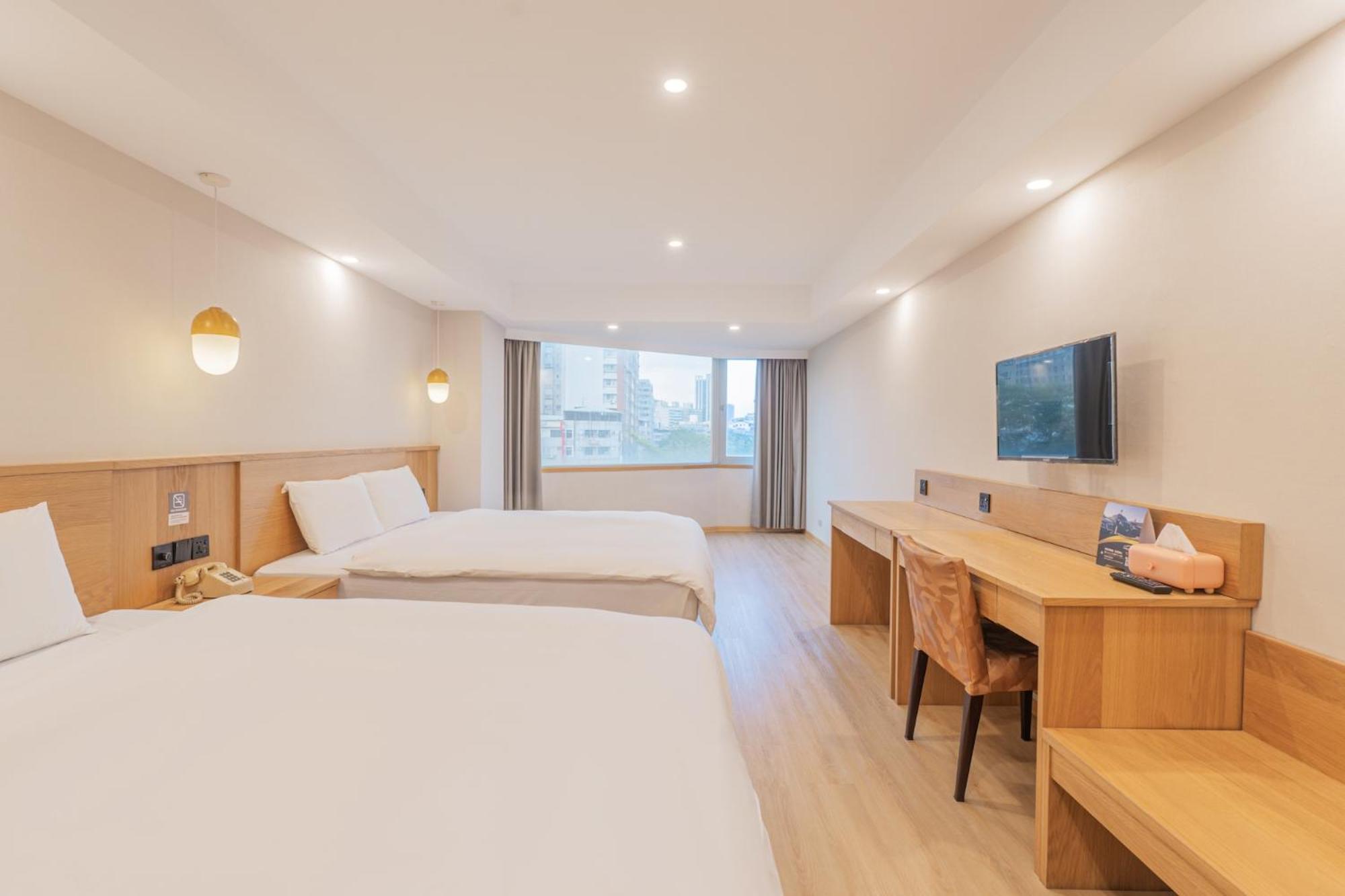 Hamilton Hotel Taichung Bagian luar foto